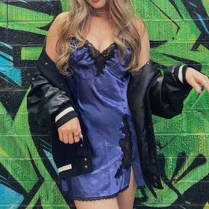 Vintage Y2K Mini silk slit dress in deep purple💙
